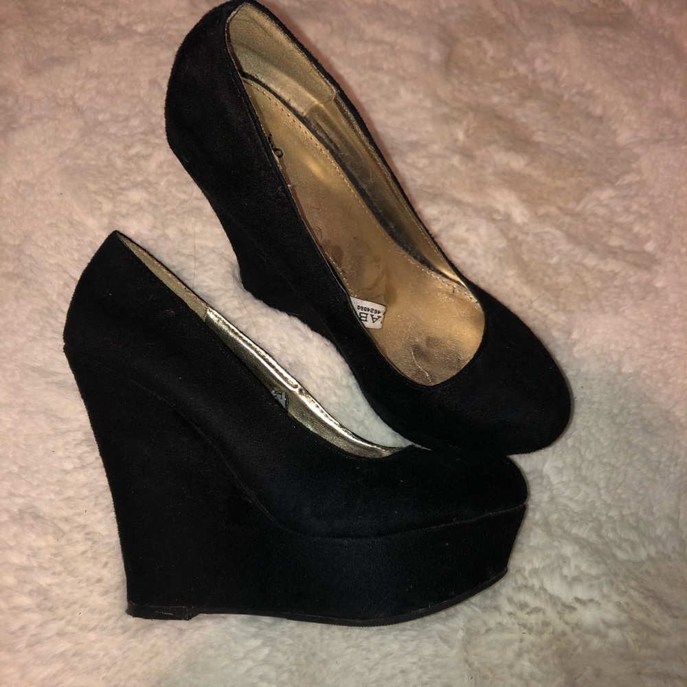 Hot black suede wedges